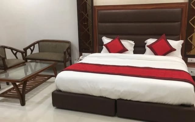 Hotel Gold Inn - photo 2