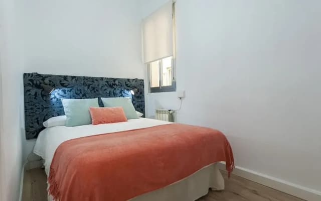 Apartamento Templo de Debod II - photo 2