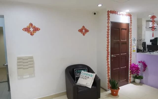 Hotel Dragon Inn - photo 2