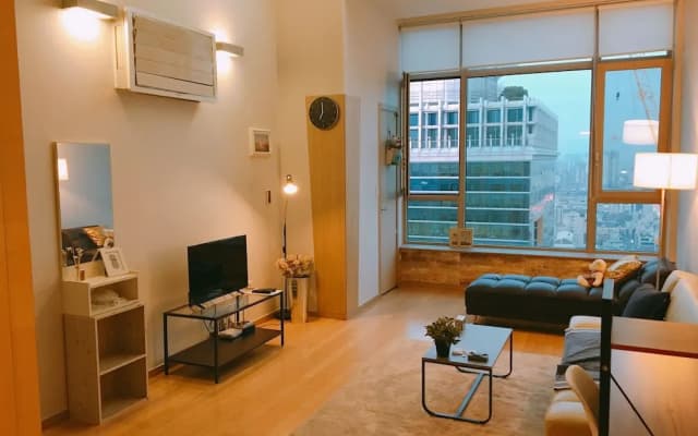 Jia's Spacious Sky Loft - photo 3