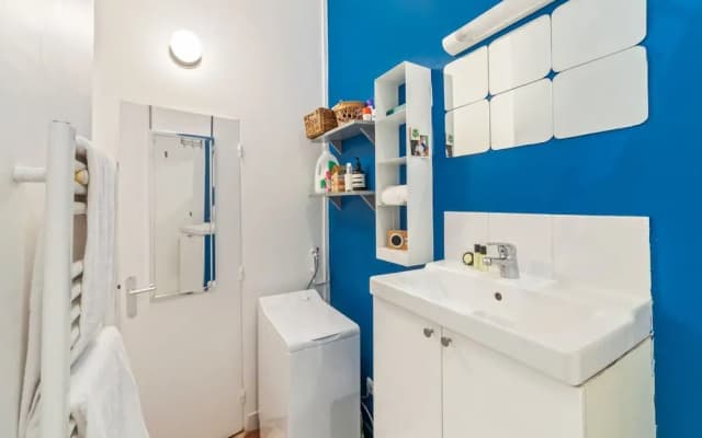 Homely 1BR Apartment for 2 in Pigalle - photo 5