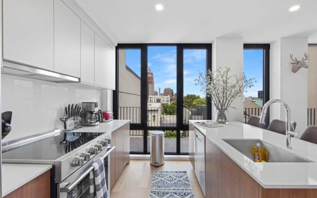 149bk-601 New PH 2br-2bath With a Private Terrace - photo 2