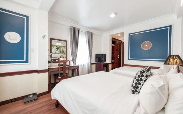 Prince II Hotel - photo 5