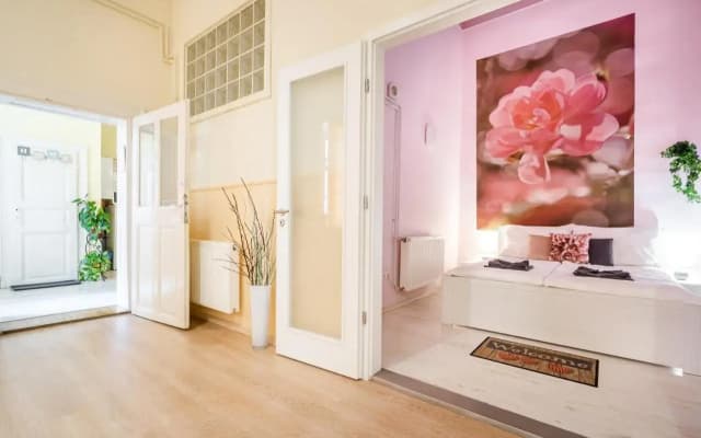 Best Downtown Apartments - photo 5