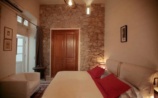 Unique neoclassical house under Acropolis - photo 4