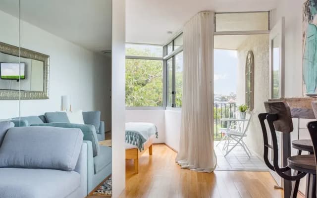 Bronte Beach Coastal Apartment With Ocean View - photo 5