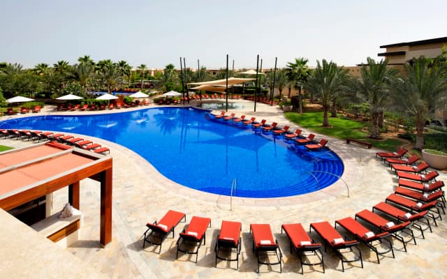 VOGO Abu Dhabi Golf Resort & Spa - photo 4