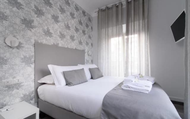 White Caesar Guesthouse - photo 5