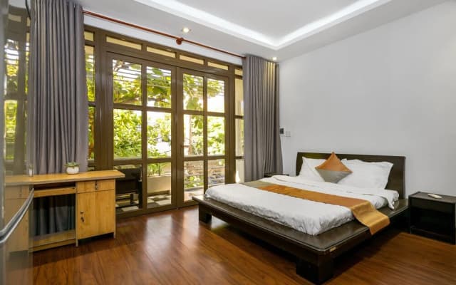T P House - photo 5