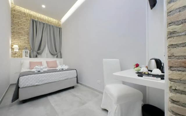Roman Holiday Apartment - photo 5