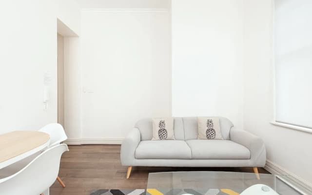 Stunning Sydney Home 2 - photo 5