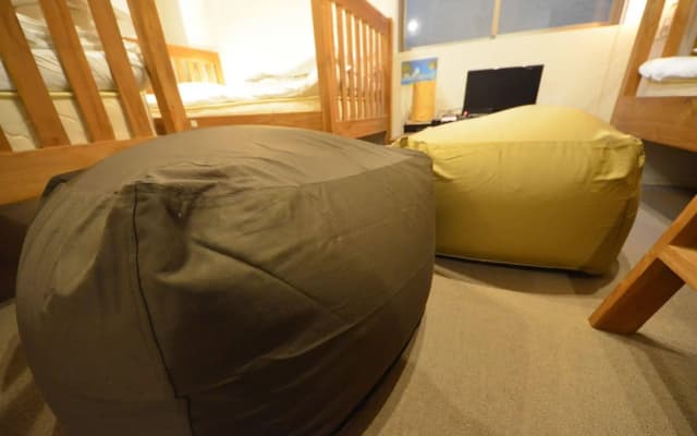 YADOKARI 难波旅舍(Yadokari Namba Hostel) - photo 4