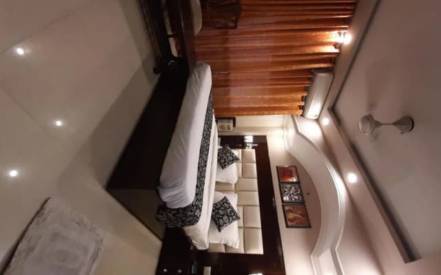 Krishna Inn - photo 3