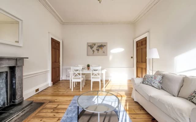 Cumberland - New Town Apartment - photo 3