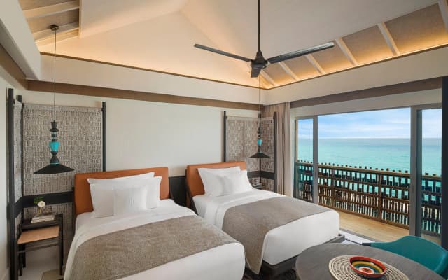 InterContinental Maldives Maamunagau Resort by IHG - photo 4