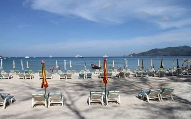 Armoni Patong Beach Hotel - photo 3