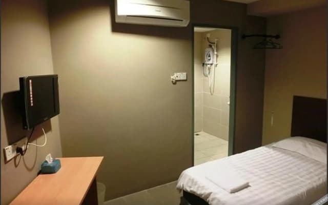 T Hotel - photo 3