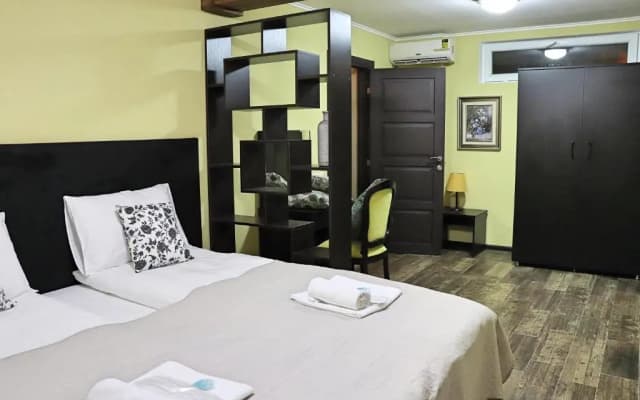 Penthouse Apartment 401 - photo 4