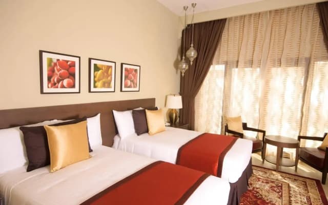 Tilal Liwa Hotel - photo 4