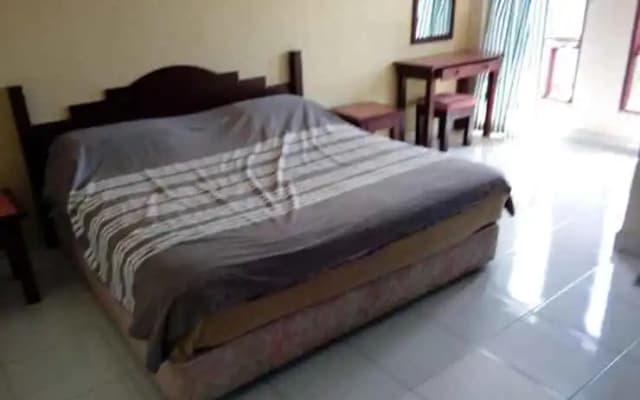 Misty Highlands Apartment @ Crown Imperial Court - photo 5