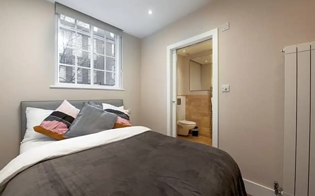 Meriden Court by CAPITAL - photo 3