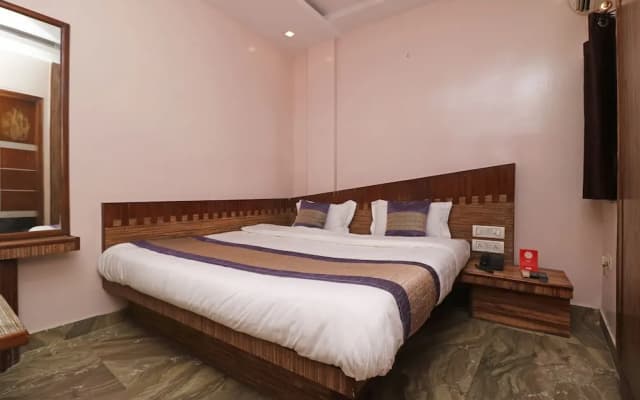 OYO 5494 Hotel Odeon Continental - photo 3