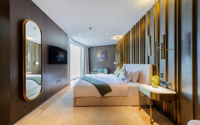 DXB - Five - 30308 - PJ - photo 3