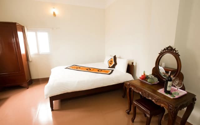 Ho Sen Xanh Hotel Hanoi - photo 5