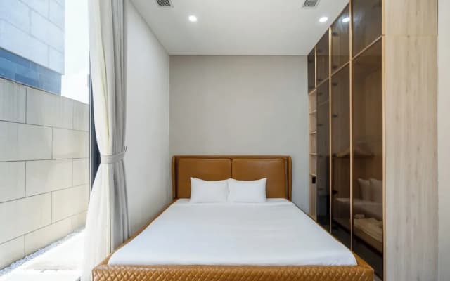 Deluxe Riverfront Pool Villas Danang - photo 2