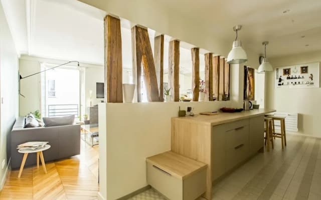 Between the Beams - photo 2