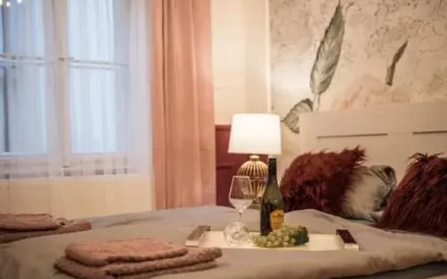 Colorful Wenceslas Square Apartment - photo 3