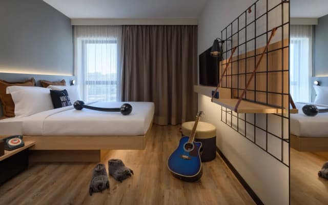 Moxy Lisboa Oriente - photo 3