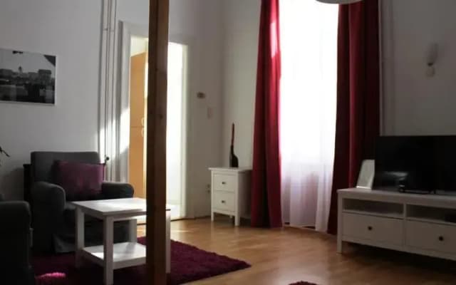 Opera Classical Comfort Apartment - photo 4