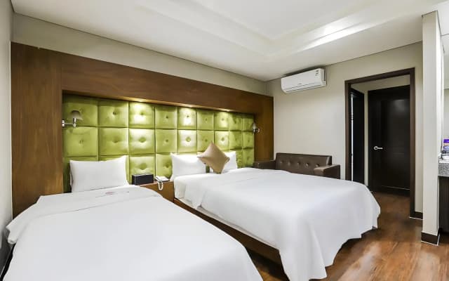 Hotel TJ - photo 2