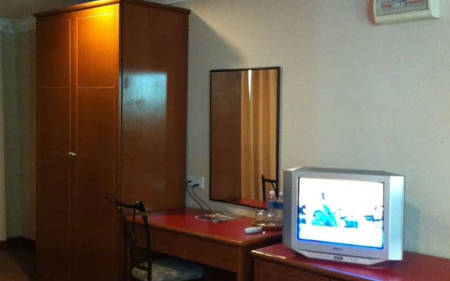 Seri Borneo Hotel - photo 5