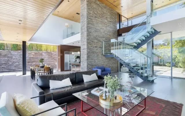 Hollywood Overlook by Avantstay Private Pool + Hot Tub Panoramic Views - photo 3
