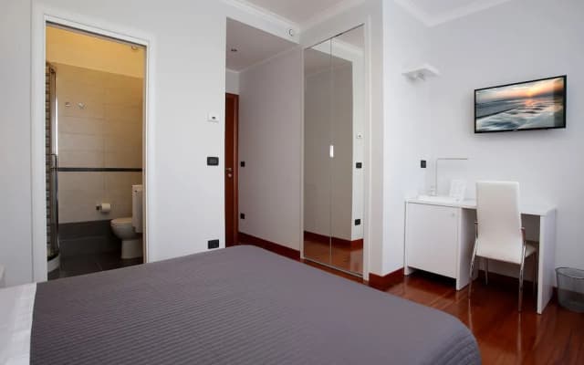 J24 B&B - photo 5