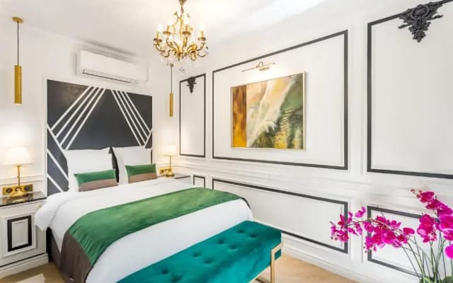 Luxury 4 Bedroom 2.5 Bathroom Apartment - Champs Elysees - With AC - photo 5