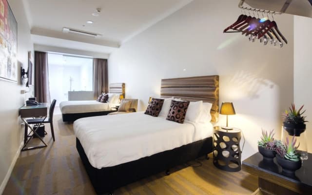 57 Hotel - photo 4