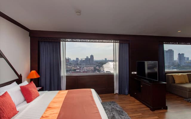 Ramada Plaza by Wyndham Bangkok Menam Riverside - photo 2