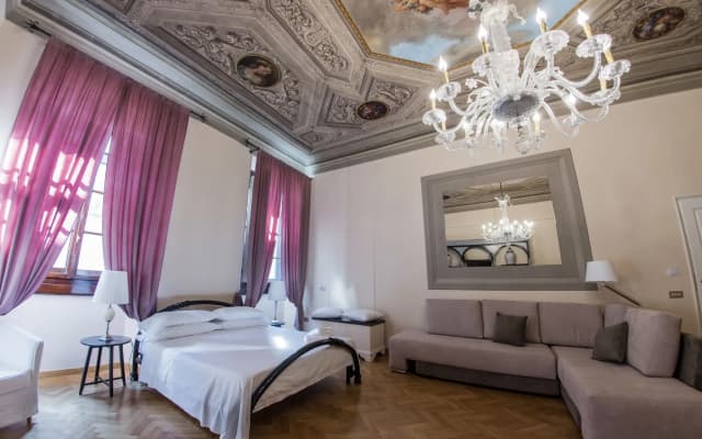 N4U Guest House - photo 4