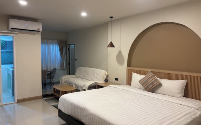 Abundant Eco Hostel - photo 2