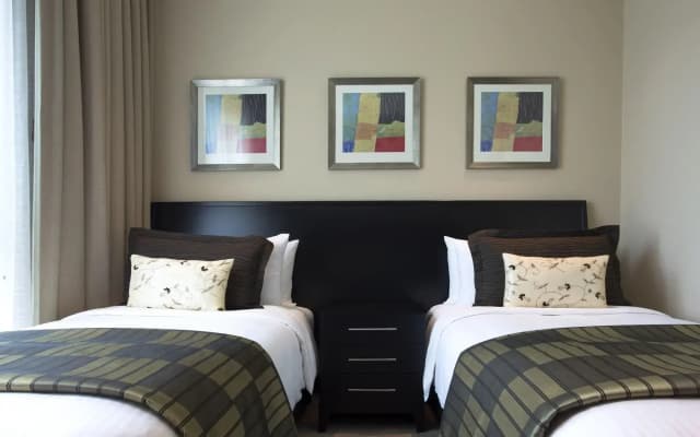 Shangri-La Hotel Apartments Qaryat Al Beri - photo 4