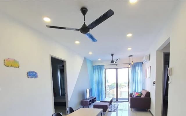 Miracle Cozy Stay For 4 At Butterworth - photo 2