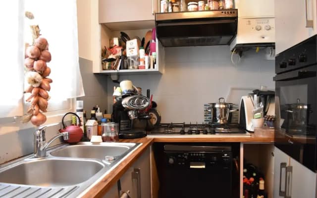 Charming 1 Bedroom Apartment in St Germain - photo 5