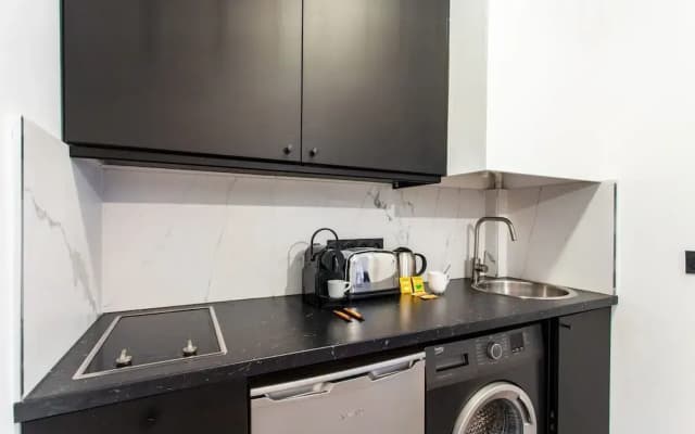 Tranquille Studio - 4P- Place de la Bastille - photo 3