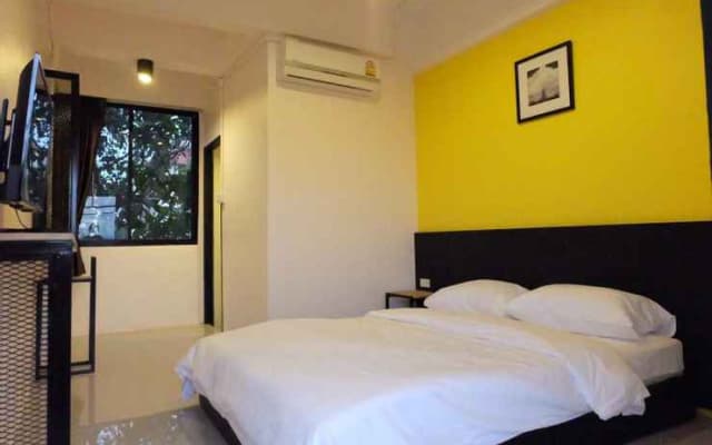 B and B House - photo 4