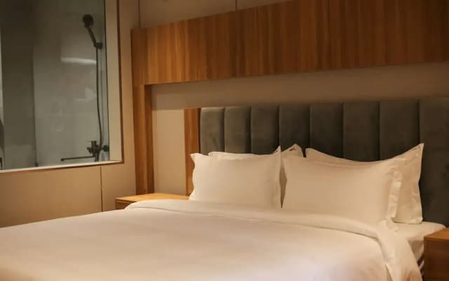 Phu Long Tam Ky Hotel & Restaurant - photo 4