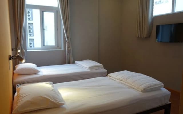 Funtastic Beach Hostel - photo 5