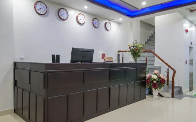 Hong Chau Hotel - photo 2